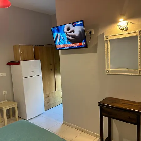 Sofia Rooms Palaiochora Esterno foto