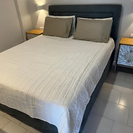 Sofia Rooms Palaiochora Esterno foto